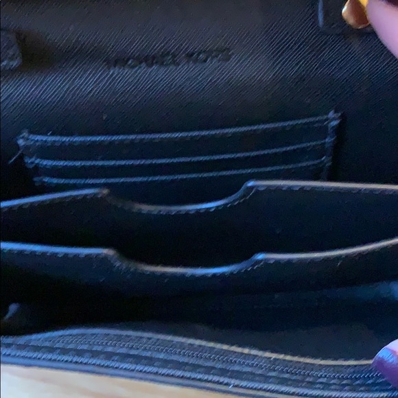 Michael Kors Purse - like new! - Picture 4 of 4